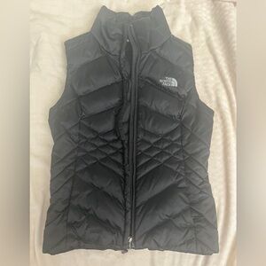 EUC The North Face 550 down vest, black, womens XS